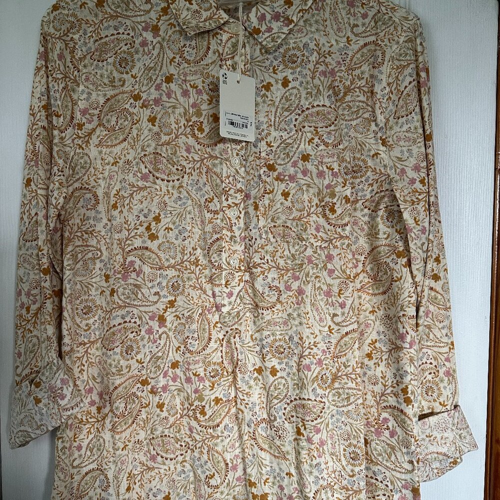 a.n.a. Cream Paisley & Floral Long Sleeve Button Down Shirt - NWT - Size ST